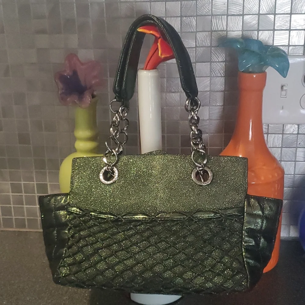 Chanel Bag - Picture 2 of 15